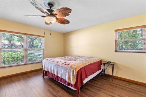 Villa ou maison à vendre à Apopka, Floride: 4 chambres, 163.32 m2 № 2122747 - photo 17