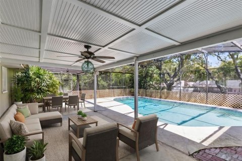 Villa ou maison à vendre à Apopka, Floride: 4 chambres, 163.32 m2 № 2122747 - photo 3