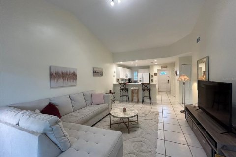 House in Bradenton, Florida 2 bedrooms, 103.77 sq.m. № 2213989 - photo 9
