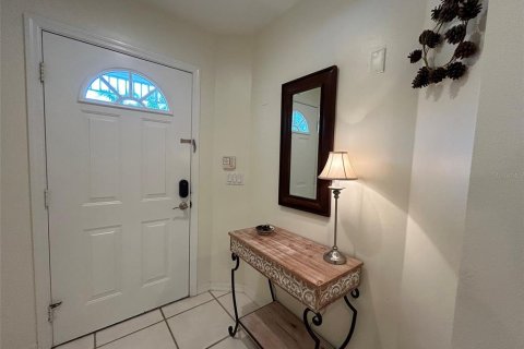 House in Bradenton, Florida 2 bedrooms, 103.77 sq.m. № 2213989 - photo 2