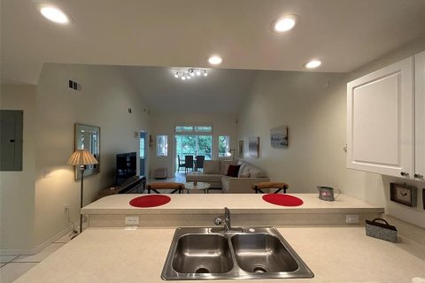 House in Bradenton, Florida 2 bedrooms, 103.77 sq.m. № 2213989 - photo 5