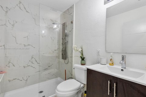 Снять в аренду таунхаус в Хомстед, Флорида 3 спальни, 133.22м2, № 1957891 - фото 22