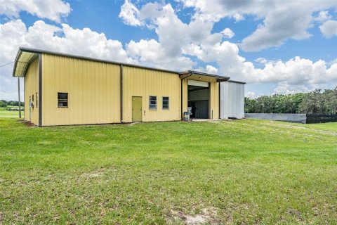 Commercial property in San Antonio, Florida № 2236129
