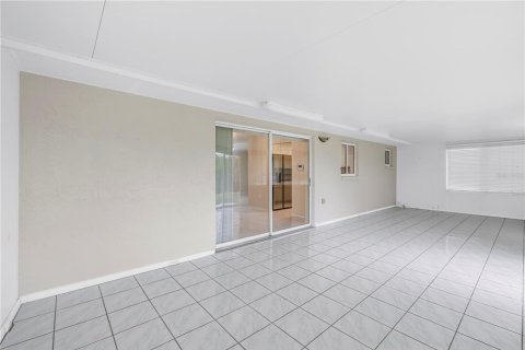 Casa en venta en Saint Petersburg, Florida, 3 dormitorios, 110.55 m2 № 2199473 - foto 28