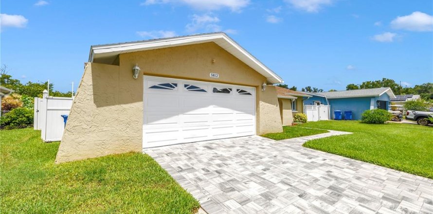 Casa en Saint Petersburg, Florida 3 dormitorios, 110.55 m2 № 2199473