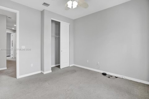 Touwnhouse à vendre à Hollywood, Floride: 3 chambres № 2022078 - photo 23