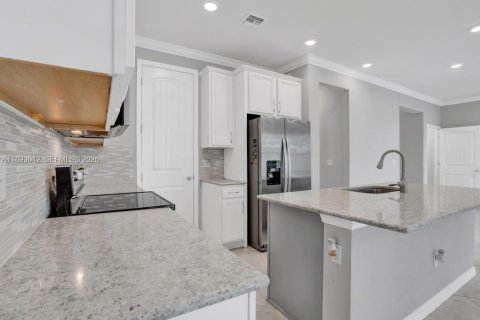 Touwnhouse à vendre à Hollywood, Floride: 3 chambres № 2022078 - photo 12