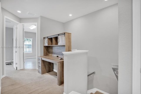 Touwnhouse à vendre à Hollywood, Floride: 3 chambres № 2022078 - photo 21