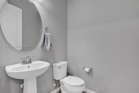 Touwnhouse à vendre à Hollywood, Floride: 3 chambres № 2022078 - photo 6