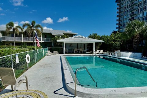 Copropriété à vendre à Pompano Beach, Floride: 2 chambres, 92.9 m2 № 1921382 - photo 7
