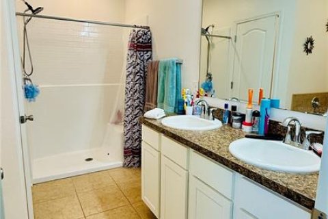 Casa en venta en Weeki Wachee, Florida, 4 dormitorios, 185.53 m2 № 1829703 - foto 17