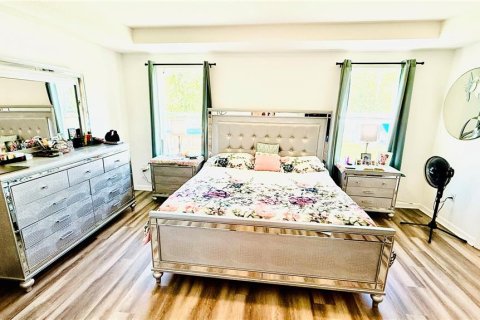 Casa en venta en Weeki Wachee, Florida, 4 dormitorios, 185.53 m2 № 1829703 - foto 14