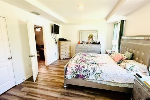 Casa en venta en Weeki Wachee, Florida, 4 dormitorios, 185.53 m2 № 1829703 - foto 16