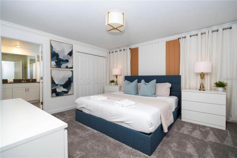 Townhouse in Kissimmee, Florida 4 bedrooms, 176.7 sq.m. № 2409940 - photo 25