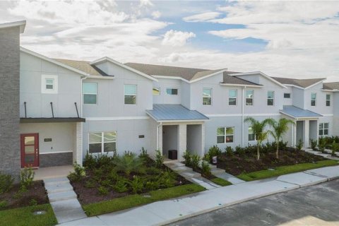 Townhouse in Kissimmee, Florida 4 bedrooms, 176.7 sq.m. № 2409940 - photo 2