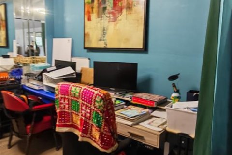 Condo in Hollywood, Florida, 2 bedrooms  № 2043132 - photo 26