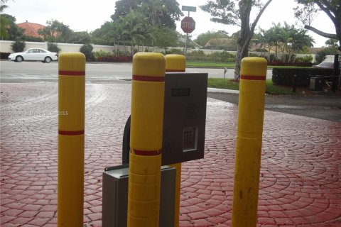 Condominio en alquiler en Plantation, Florida, 1 dormitorio, 74.88 m2 № 1956068 - foto 30