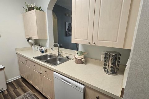 Купить кондоминиум в Киссимми, Флорида 5 комнат, 130.25м2, № 1901383 - фото 15