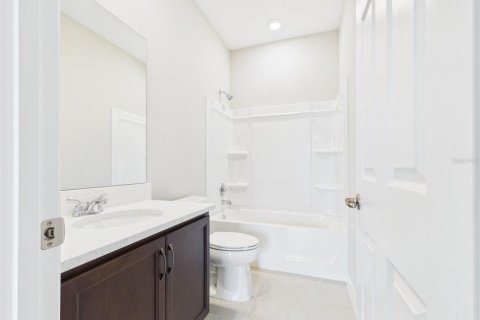 House in Ocala, Florida 4 bedrooms, 248.14 sq.m. № 2216722 - photo 7