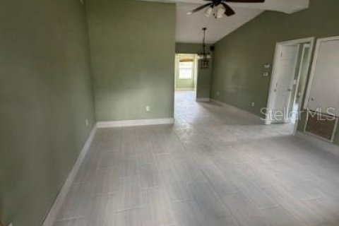 Appartement à louer à Orlando, Floride: 2 chambres, 90.67 m2 № 2356335 - photo 6