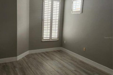 Villa ou maison à louer à Sarasota, Floride: 2 chambres, 161.19 m2 № 2099882 - photo 14