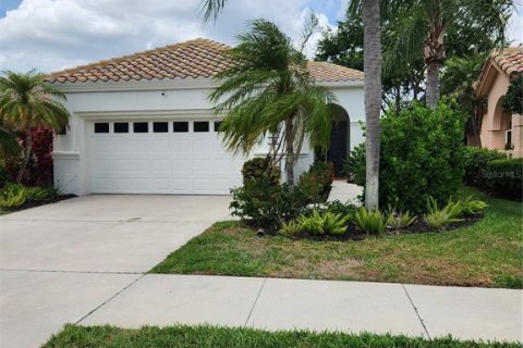 Villa ou maison à louer à Sarasota, Floride: 2 chambres, 161.19 m2 № 2099882 - photo 2