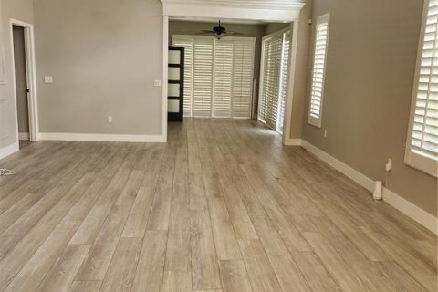 Villa ou maison à louer à Sarasota, Floride: 2 chambres, 161.19 m2 № 2099882 - photo 5