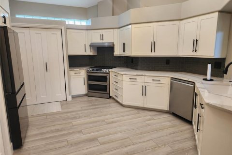 Villa ou maison à louer à Sarasota, Floride: 2 chambres, 161.19 m2 № 2099882 - photo 7