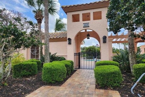 Villa ou maison à louer à Sarasota, Floride: 2 chambres, 161.19 m2 № 2099882 - photo 24