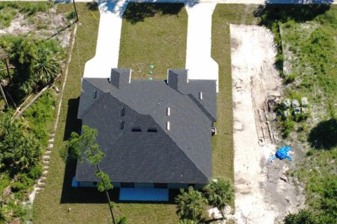 Immobilier commercial à vendre à Port Charlotte, Floride: 6 chambres, 222.97 m2 № 2415225 - photo 28