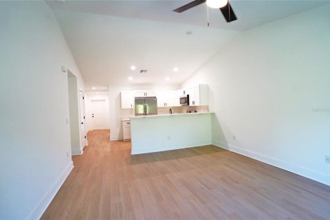 Immobilier commercial à vendre à Port Charlotte, Floride: 6 chambres, 222.97 m2 № 2415225 - photo 18