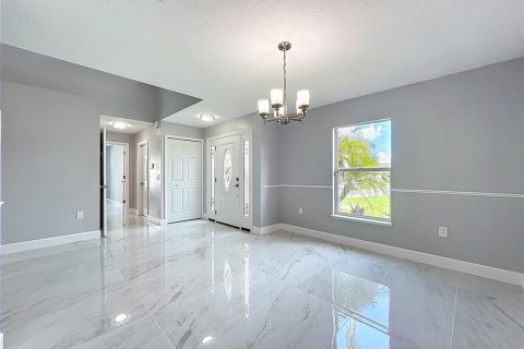 Casa en venta en Orlando, Florida, 4 dormitorios, 258.36 m2 № 1902620 - foto 9