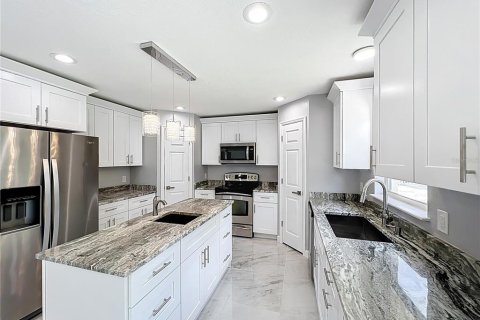 Casa en venta en Orlando, Florida, 4 dormitorios, 258.36 m2 № 1902620 - foto 24