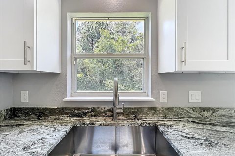 Casa en venta en Orlando, Florida, 4 dormitorios, 258.36 m2 № 1902620 - foto 23