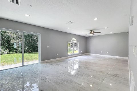 Casa en venta en Orlando, Florida, 4 dormitorios, 258.36 m2 № 1902620 - foto 28
