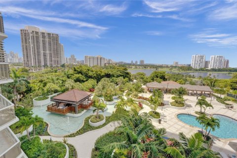 Condo in Aventura, Florida, 4 bedrooms  № 1969575 - photo 20