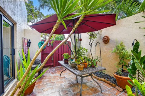 Copropriété à vendre à Pembroke Pines, Floride: 2 chambres, 100.33 m2 № 1941361 - photo 27