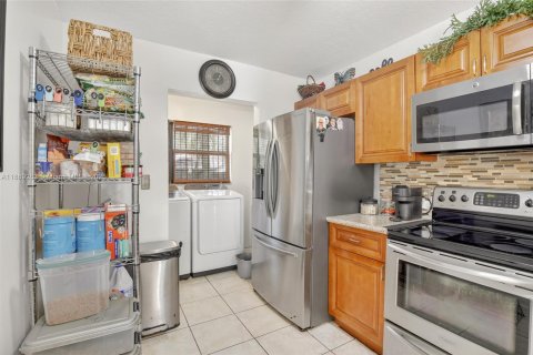 Copropriété à vendre à Pembroke Pines, Floride: 2 chambres, 100.33 m2 № 1941361 - photo 11