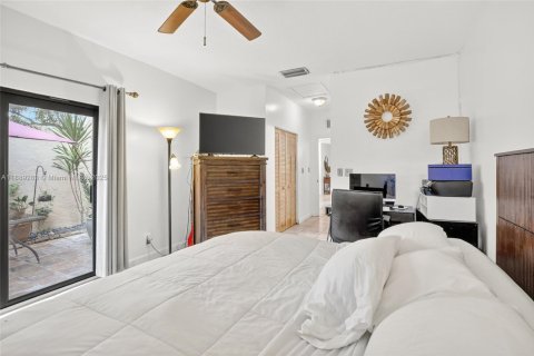 Copropriété à vendre à Pembroke Pines, Floride: 2 chambres, 100.33 m2 № 1941361 - photo 23