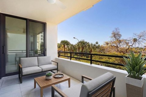 Condo in Sarasota, Florida, 2 bedrooms  № 2102850 - photo 12