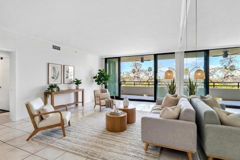 Condo in Sarasota, Florida, 2 bedrooms  № 2102850 - photo 7