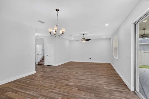 Villa ou maison à louer à Clermont, Floride: 5 chambres, 248.23 m2 № 2385950 - photo 17