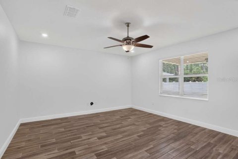 Villa ou maison à louer à Clermont, Floride: 5 chambres, 248.23 m2 № 2385950 - photo 13