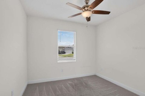 Villa ou maison à louer à Clermont, Floride: 5 chambres, 248.23 m2 № 2385950 - photo 5