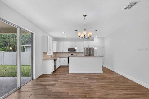 Villa ou maison à louer à Clermont, Floride: 5 chambres, 248.23 m2 № 2385950 - photo 9