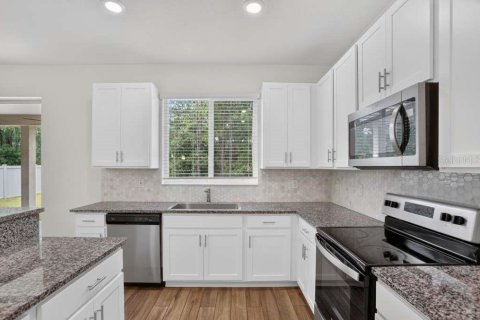 Villa ou maison à louer à Clermont, Floride: 5 chambres, 248.23 m2 № 2385950 - photo 11