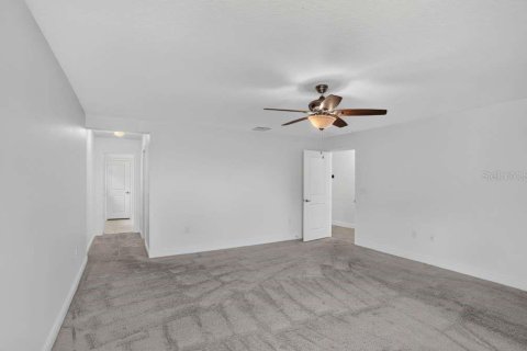 Villa ou maison à louer à Clermont, Floride: 5 chambres, 248.23 m2 № 2385950 - photo 22