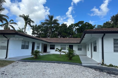 Снять в аренду квартиру в Форт-Лодердейл, Флорида 1 спальня, № 2056113 - фото 27