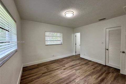 Снять в аренду квартиру в Форт-Лодердейл, Флорида 1 спальня, № 2056113 - фото 19