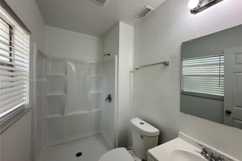 Снять в аренду квартиру в Форт-Лодердейл, Флорида 1 спальня, № 2056113 - фото 21